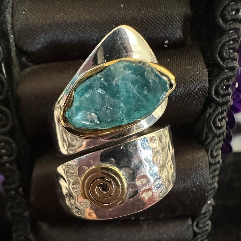 Sterling Silver Raw Neon Apatite with Brass Ring Size 9